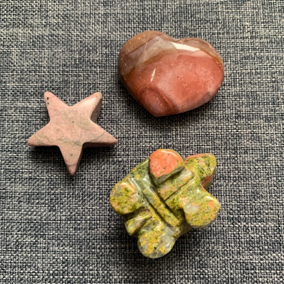 Carved Crystal Bundle - Picture 2 of 4